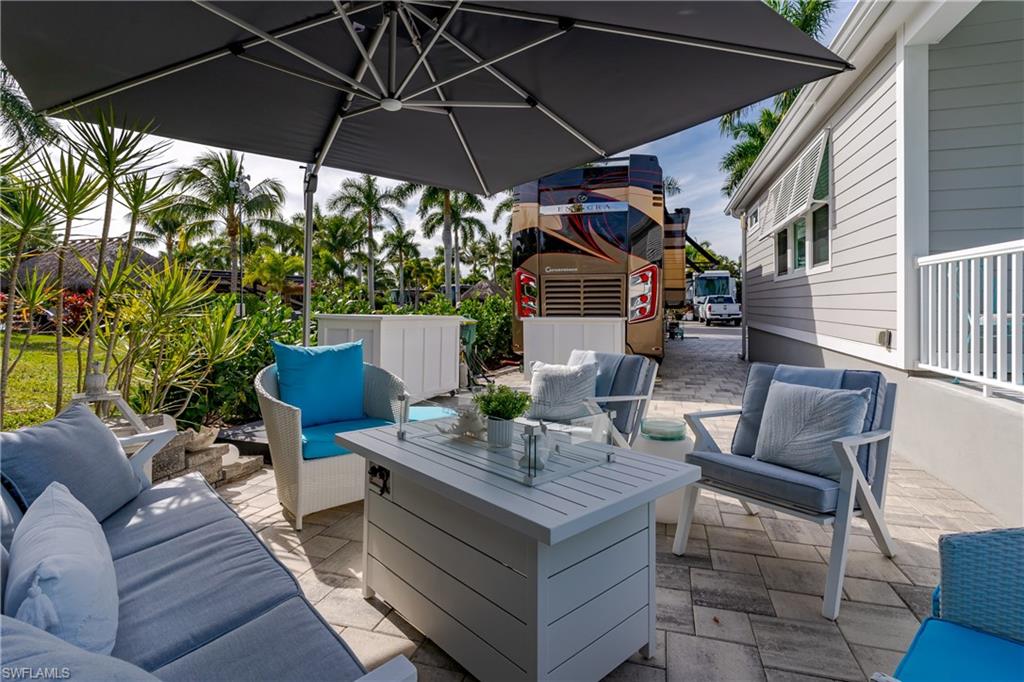 13598 Snapper Ln Property Photo 10