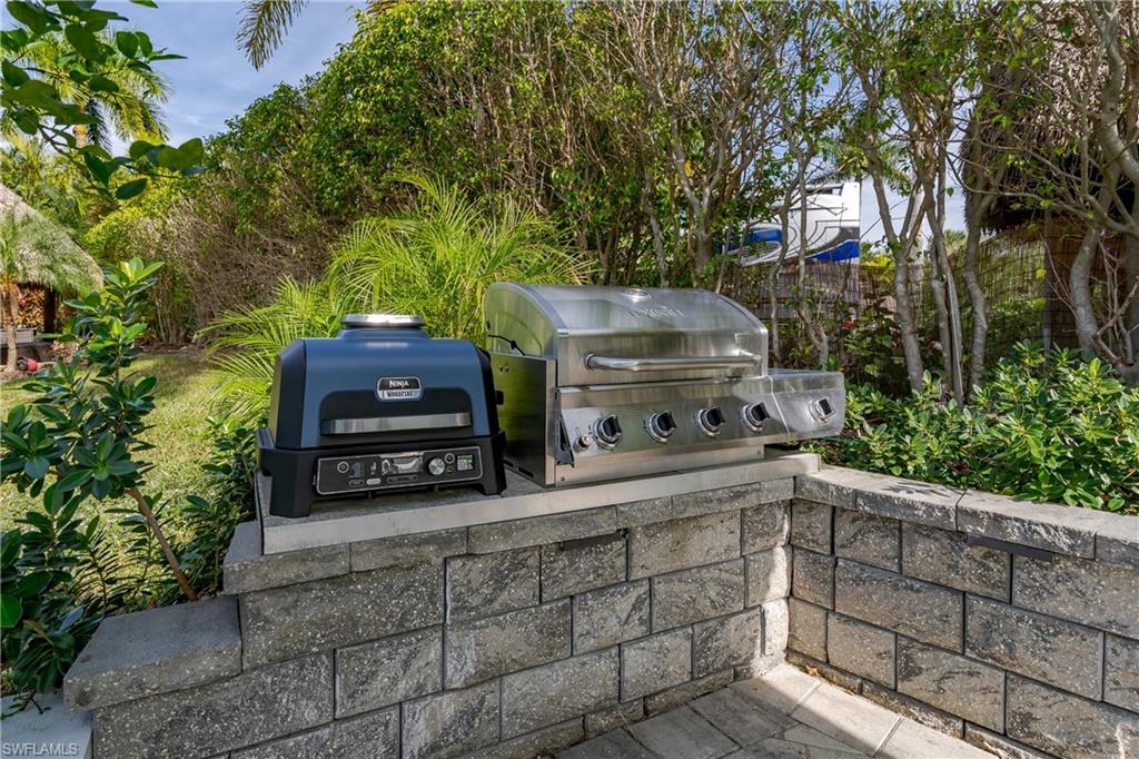 13598 Snapper Ln Property Photo 21