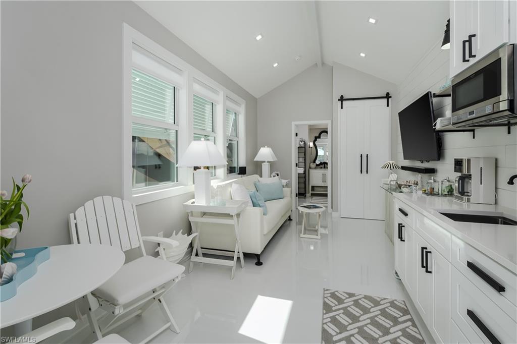 13598 Snapper Ln Property Photo 23