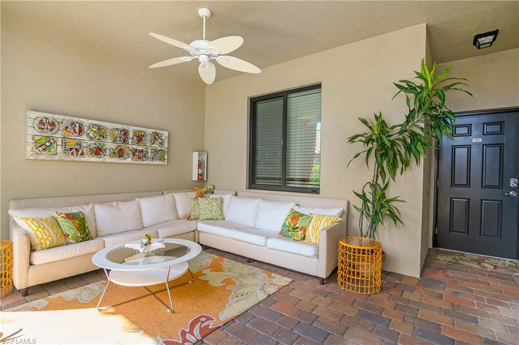 9832 Venezia Cir 1013 Property Photo 5