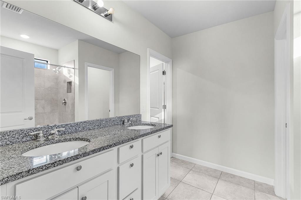 16033 Beachberry Dr Property Photo 9