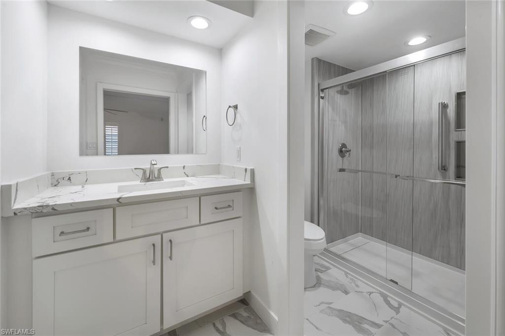 222 Harbour Dr 114 Property Photo 15