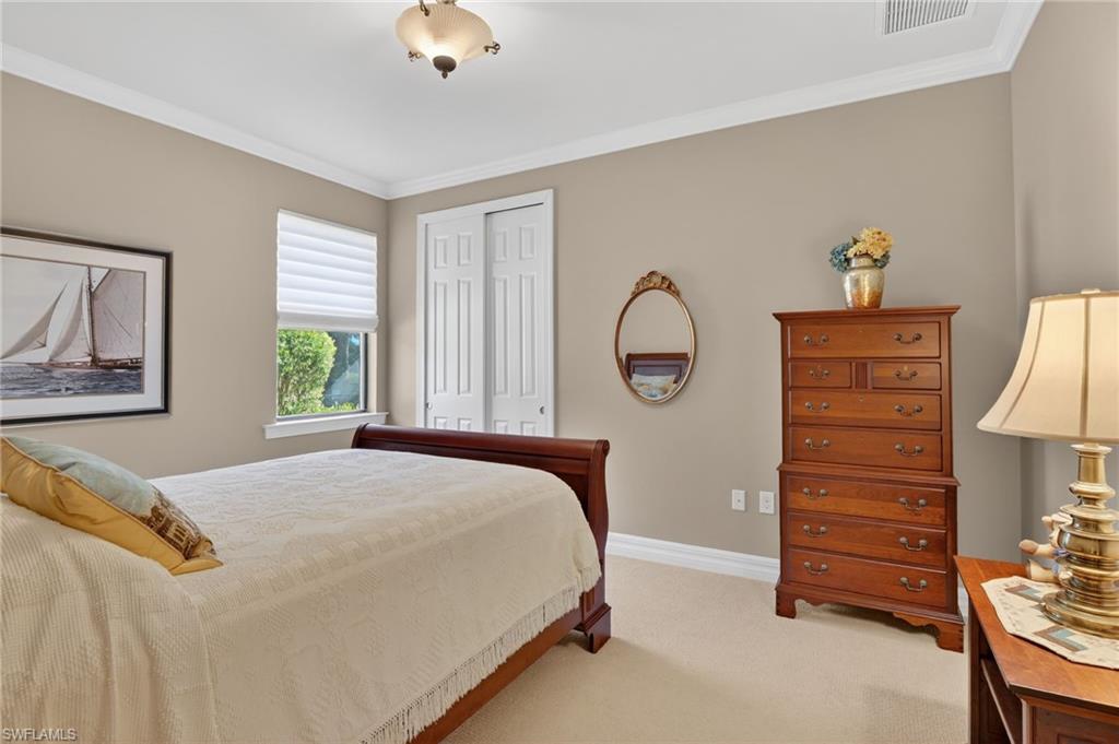 6230 Victory Dr Property Photo 6