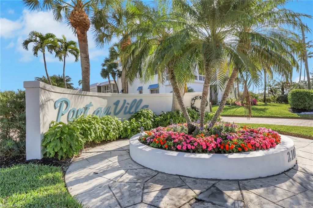 2100 Gulf Shore Blvd N 113 Property Photo 2
