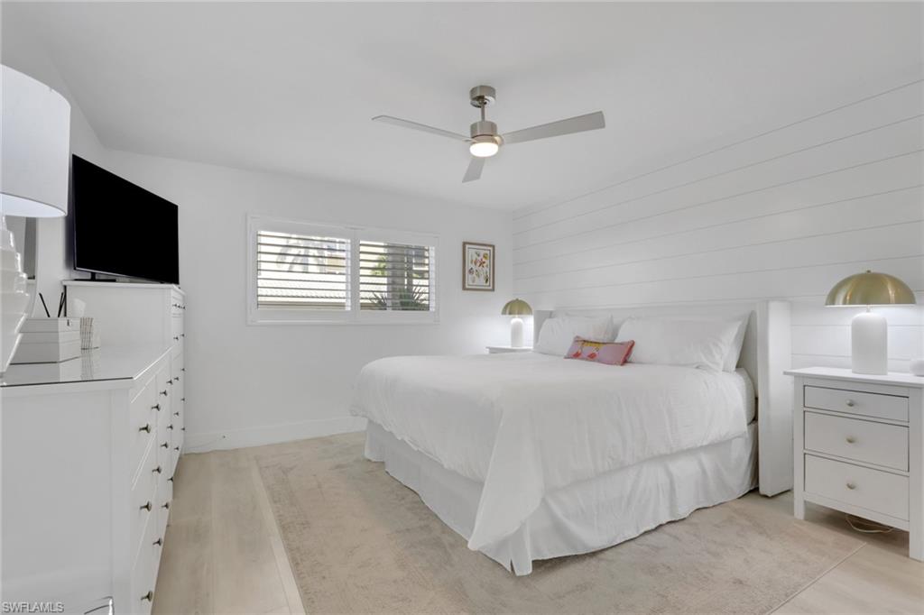 2100 Gulf Shore Blvd N 113 Property Photo 20