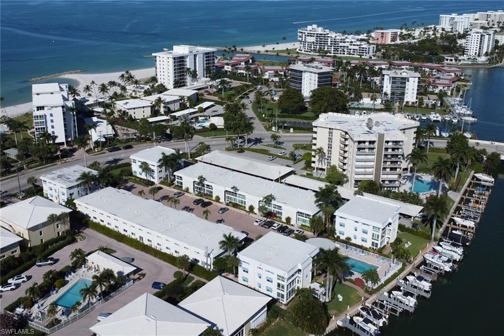 2100 Gulf Shore Blvd N 113 Property Photo 44