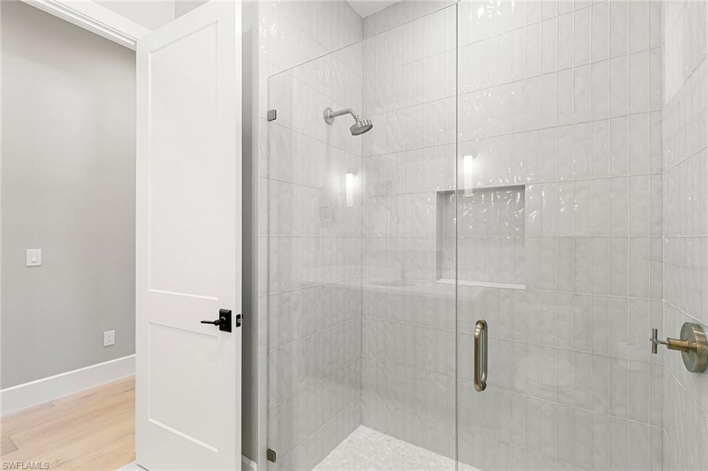 2036 Cambridge Park Dr Property Photo 28