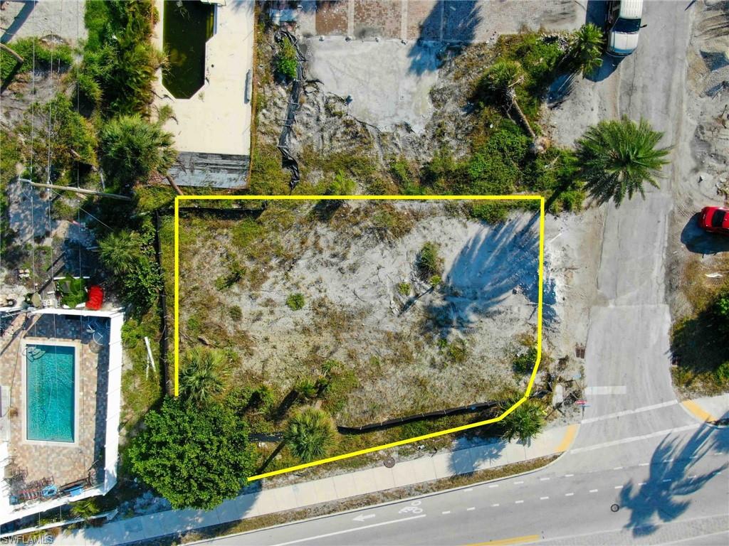 3891 Estero Blvd Property Photo 4
