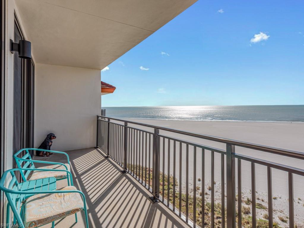 180 Seaview Ct 1209 Property Photo 6