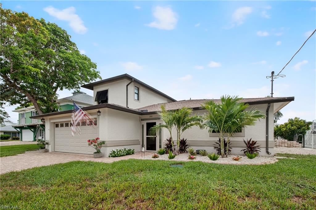 190 Tahiti Cir Property Photo 2