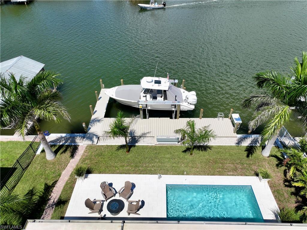 190 Tahiti Cir Property Photo 28
