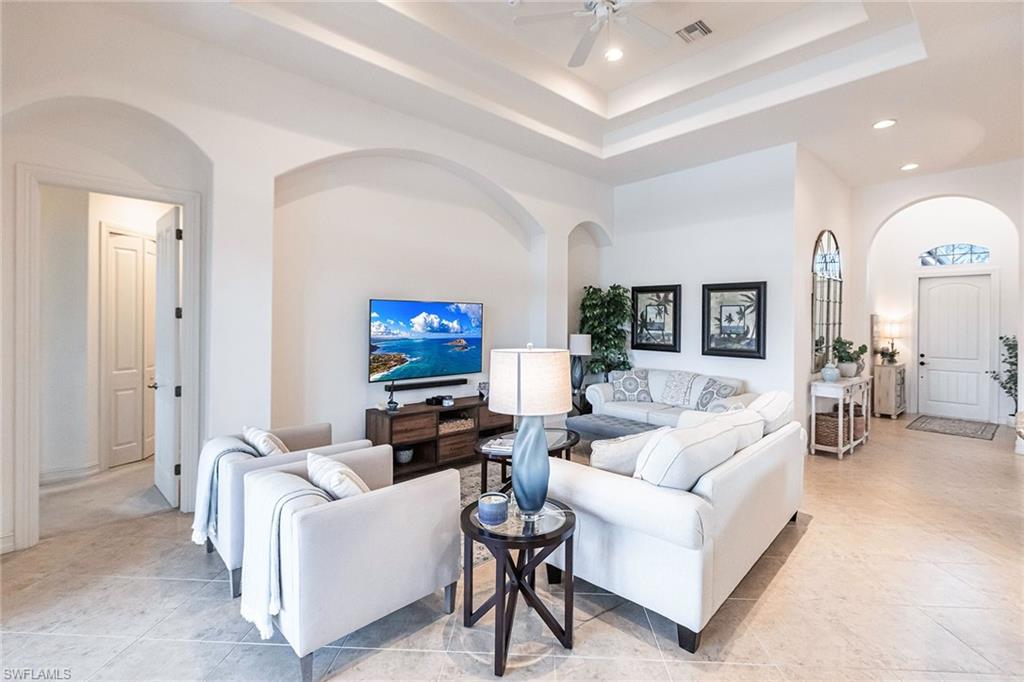 7863 Valencia Ct Property Photo 10