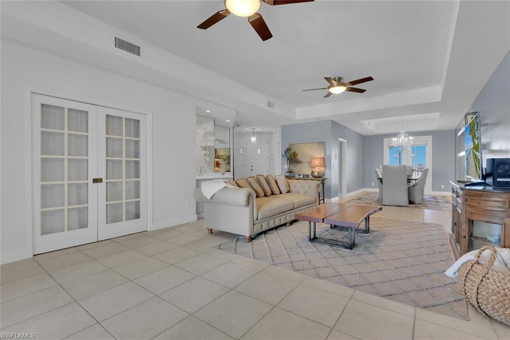 2000 Royal Marco Way 2-607 Property Photo 4