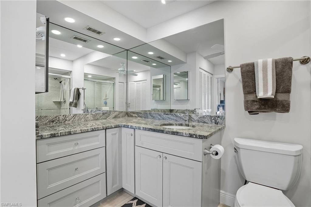 25900 Hickory Blvd 305 Property Photo 12