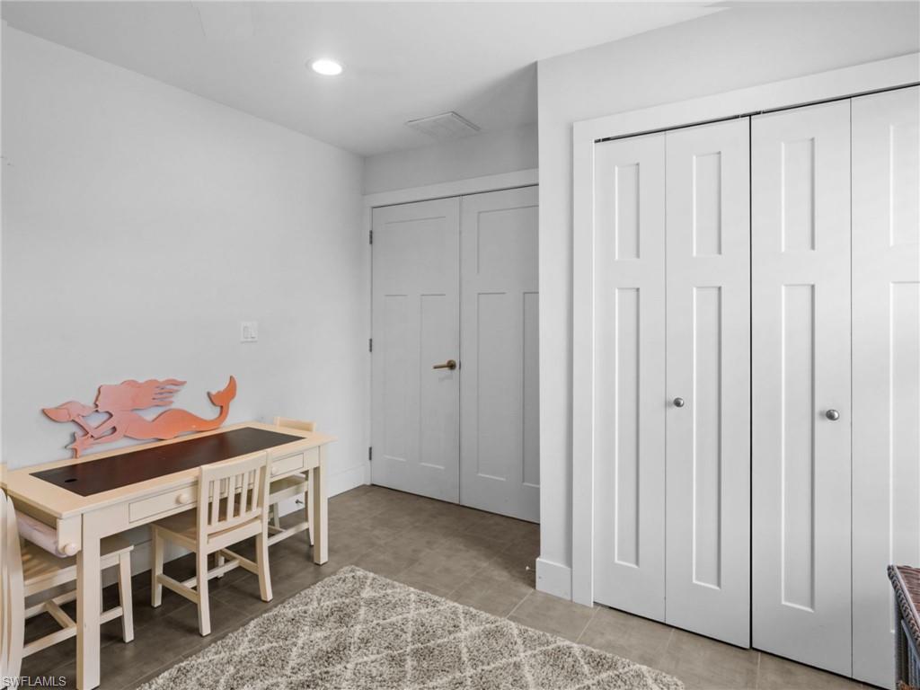 474 Lake Murex Cir Property Photo 7