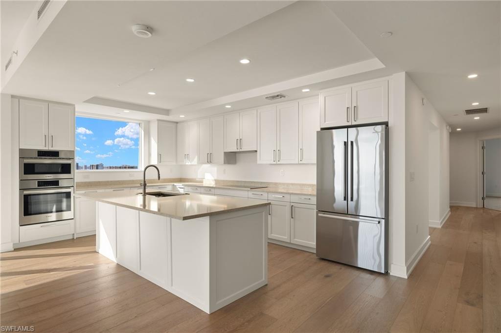 4142 Bay Beach Ln 806 Property Photo 14