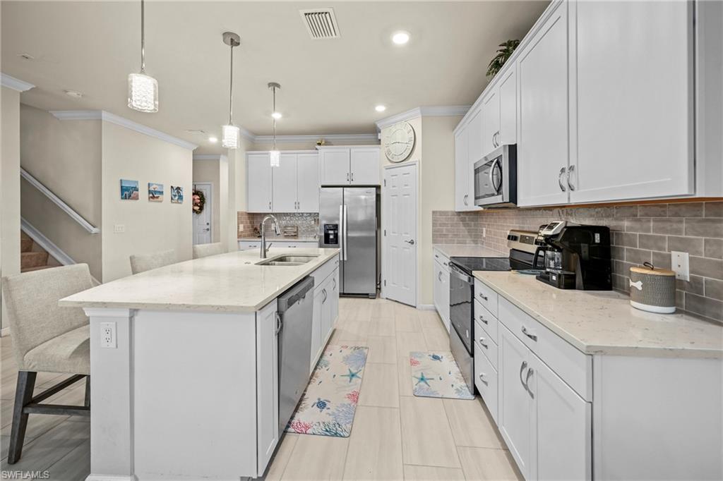 19511 Deming Ln Property Photo 10
