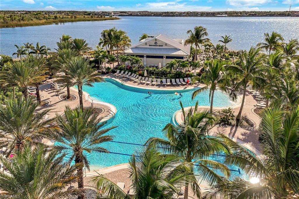 11811 VENETIAN LAGOON DR 102 Property Photo 1