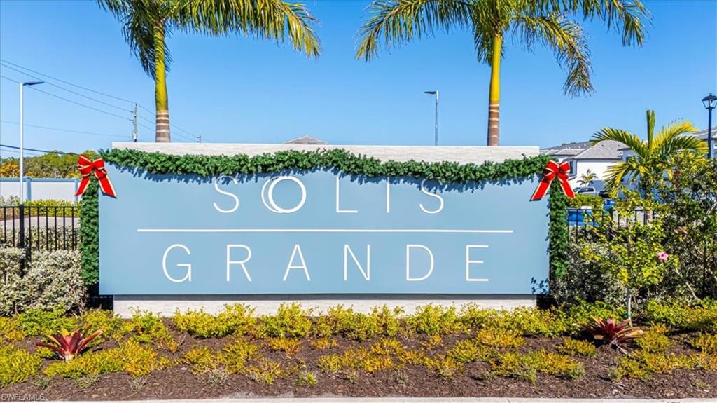 27842 Solis Grande Dr Property Photo 3