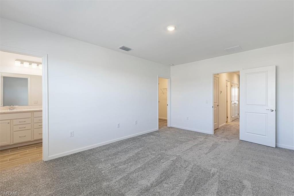 27842 Solis Grande Dr Property Photo 6