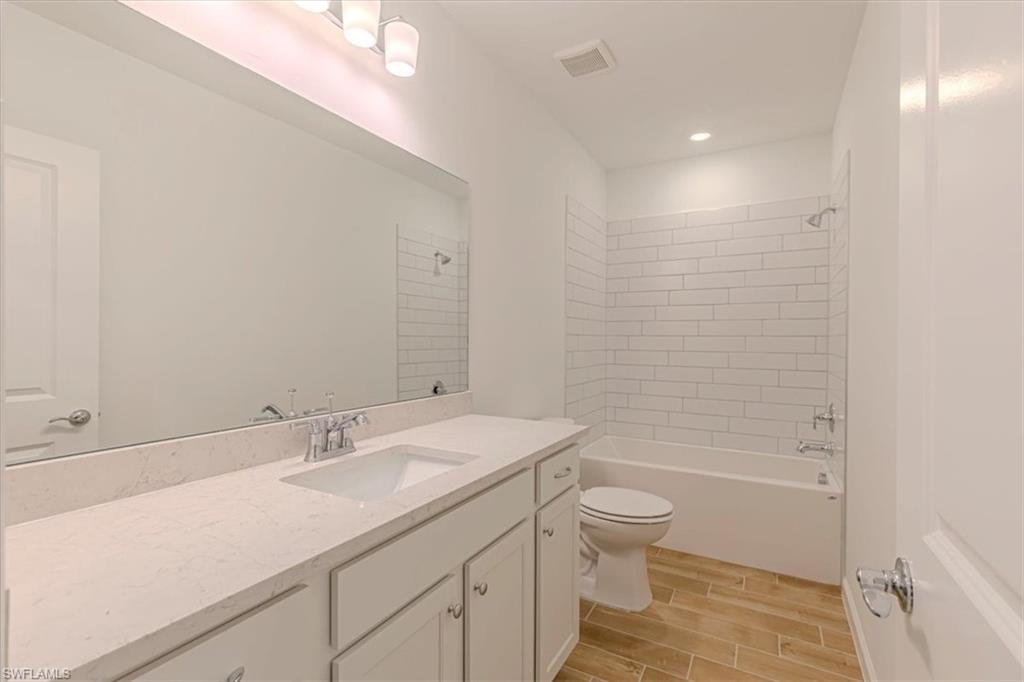 27842 Solis Grande Dr Property Photo 17