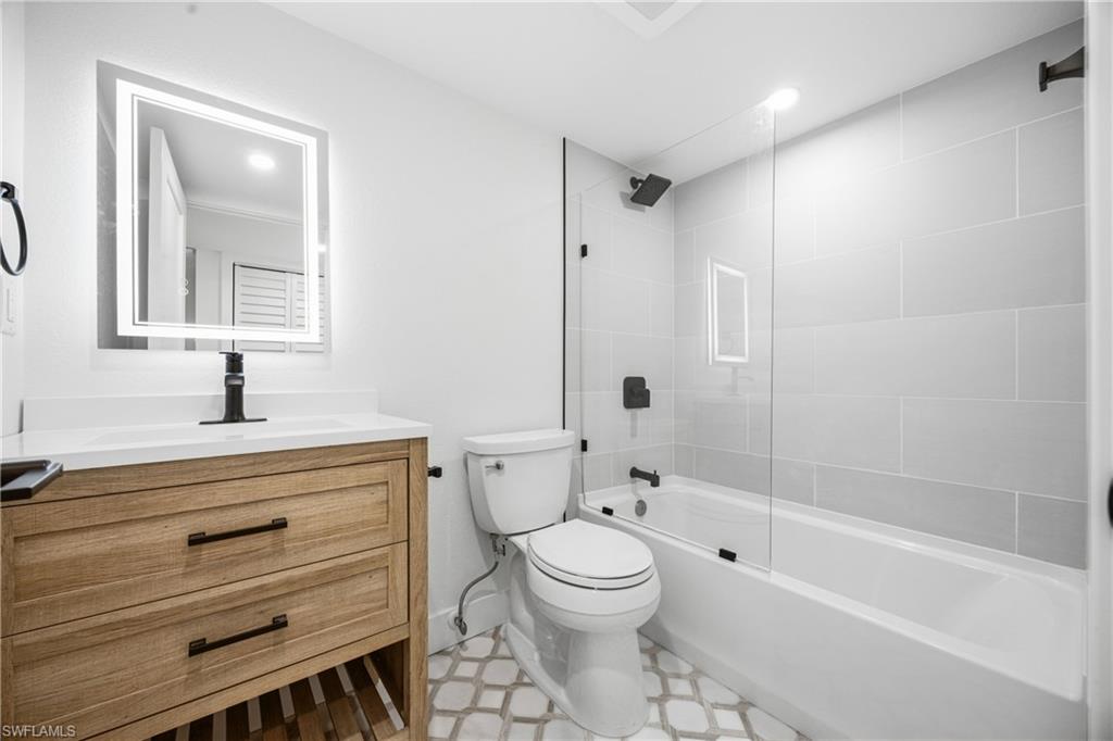 333 Harbour Dr 109 Property Photo 24