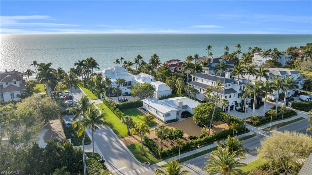 617 Gulf Shore Blvd N Property Photo 1