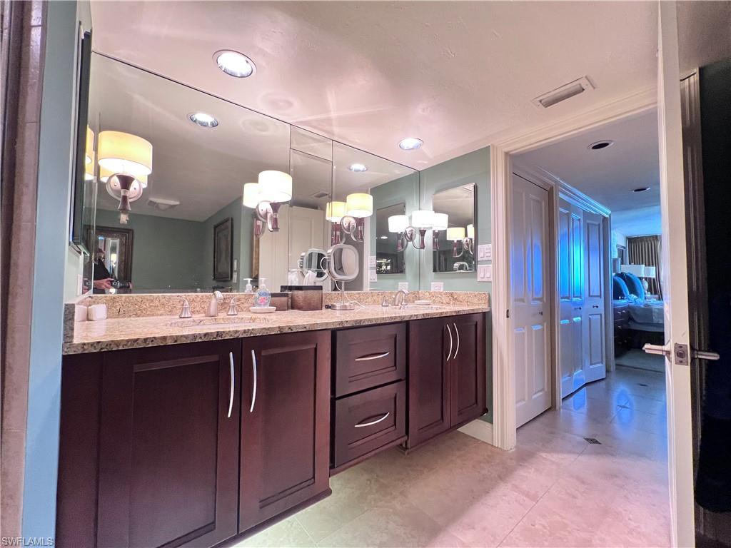 5601 Turtle Bay Dr W 602 Property Photo 14