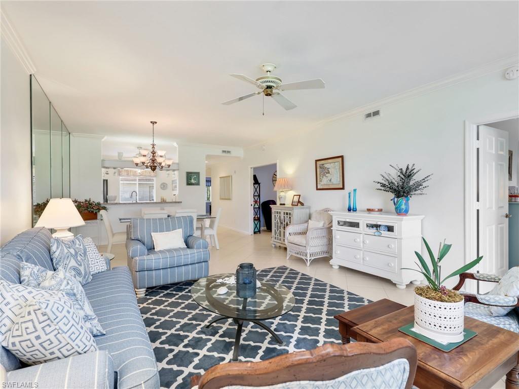 725 Saratoga Cir A101 Property Photo 17