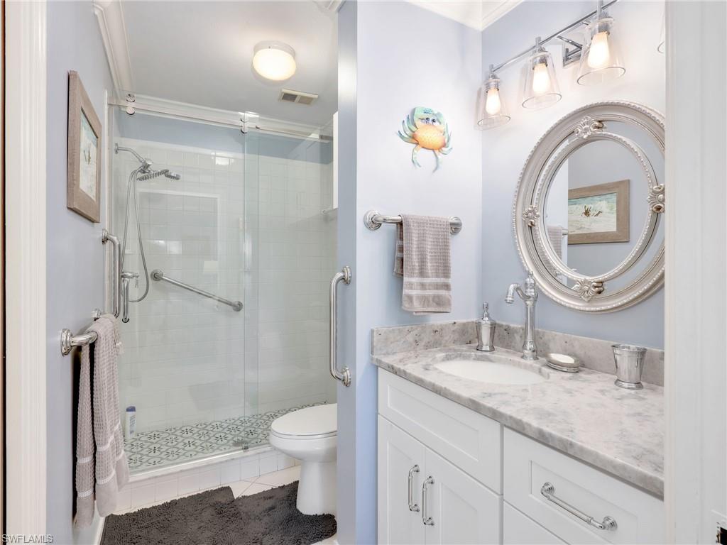 725 Saratoga Cir A101 Property Photo 21