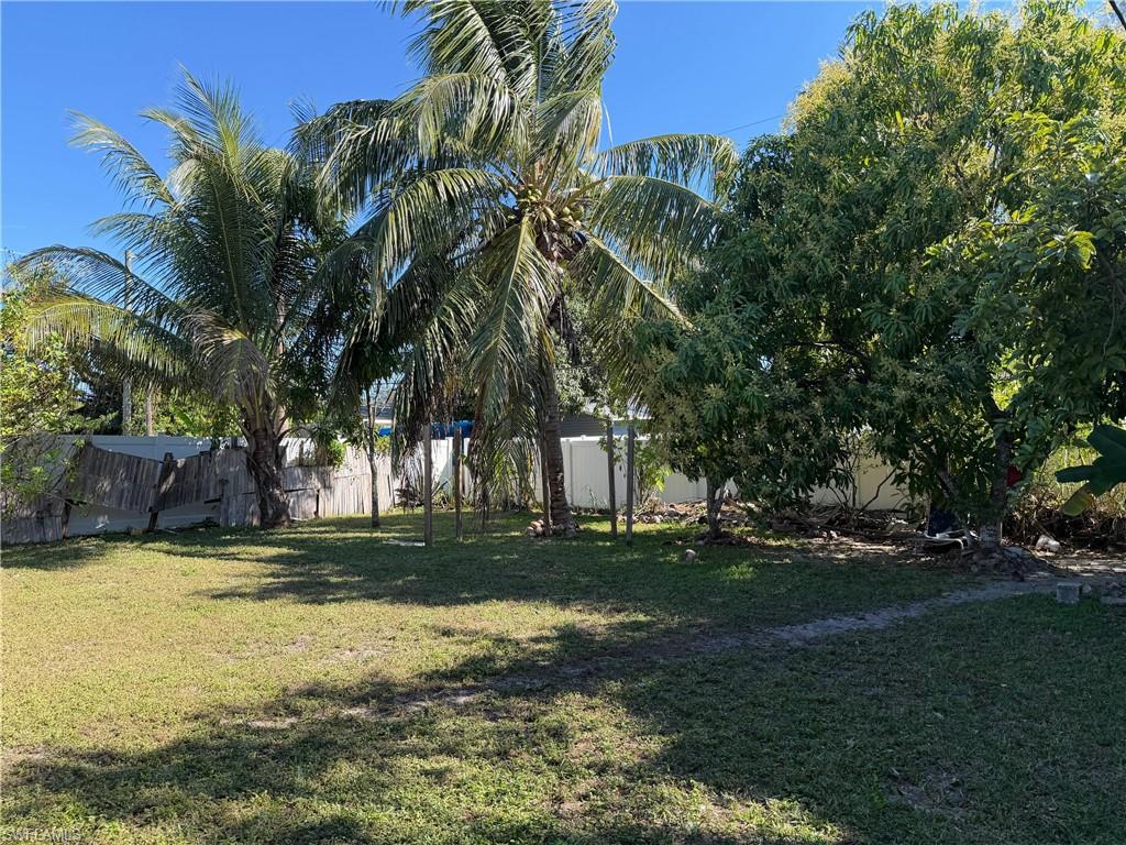 5370 Holland St Property Photo 7