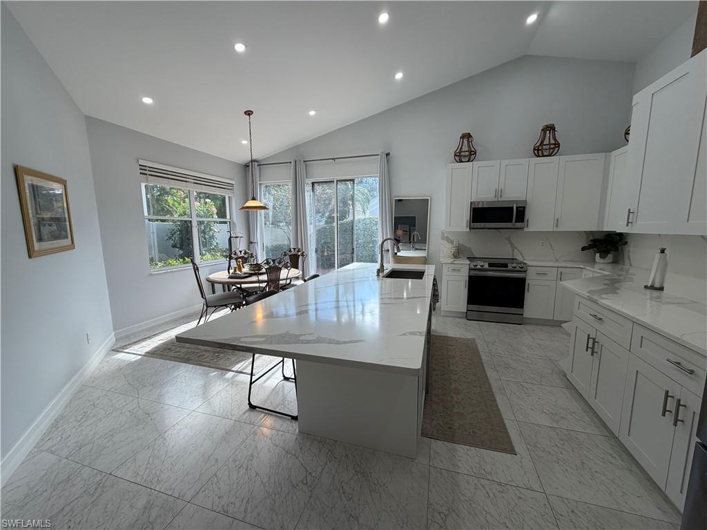 5950 Almaden Dr Property Photo 2