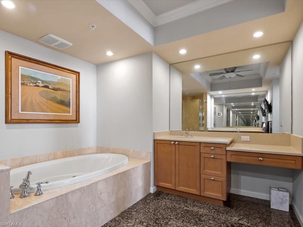 1050 Borghese Ln 1404 Property Photo 22