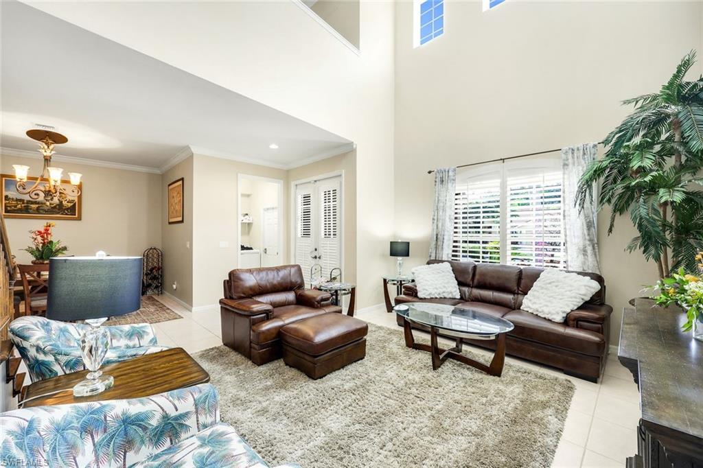 8493 Laurel Lakes Blvd Property Photo 7