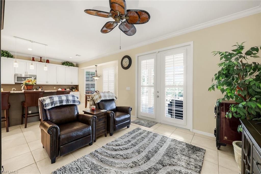 8493 Laurel Lakes Blvd Property Photo 16