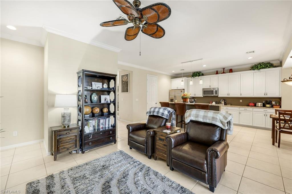 8493 Laurel Lakes Blvd Property Photo 17