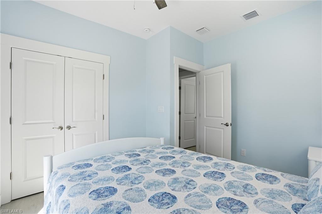 1 Fairview Blvd Property Photo 21