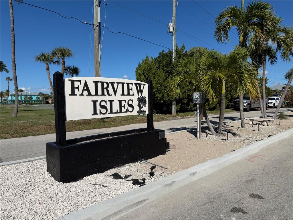 1 Fairview Blvd Property Photo 30