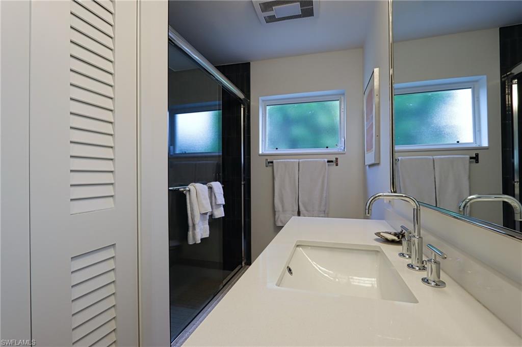 56 Gulf Shore Blvd S Property Photo 34