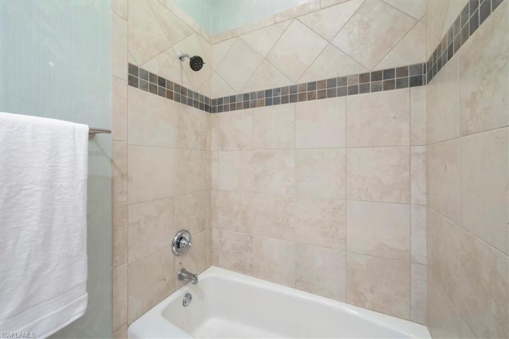 16834 Cabreo Dr Property Photo 25
