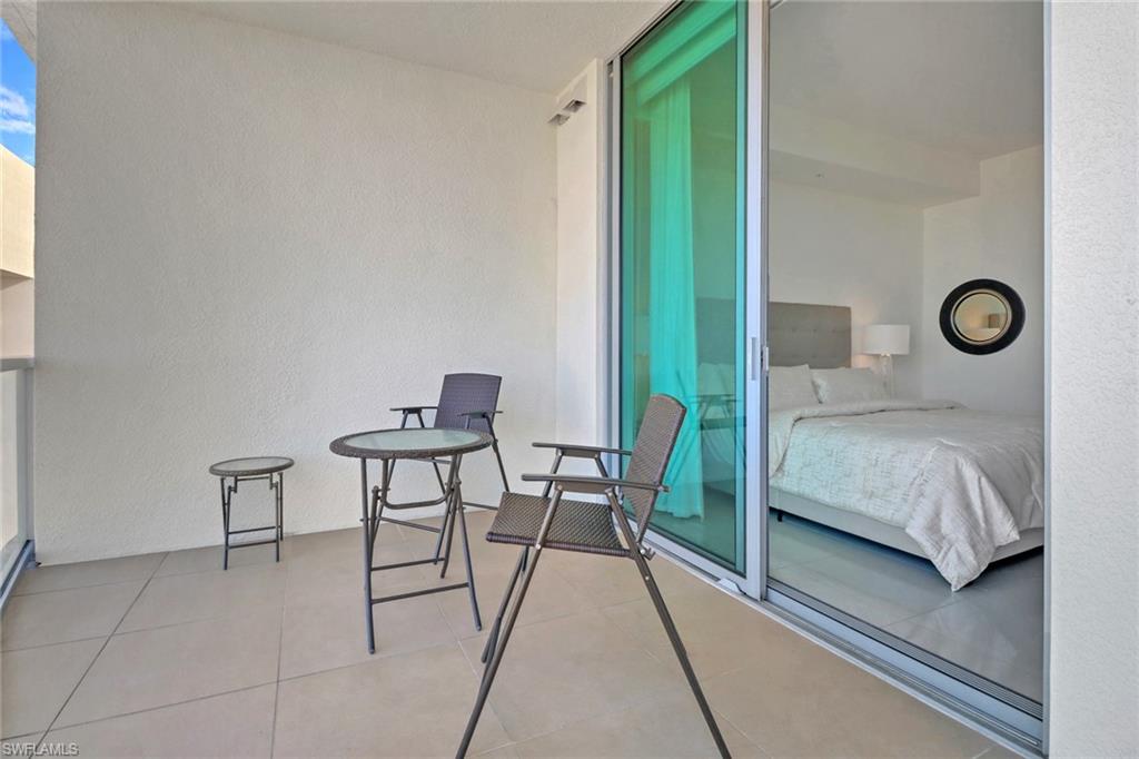 3000 Oasis Grand Blvd Mph6 Property Photo 31