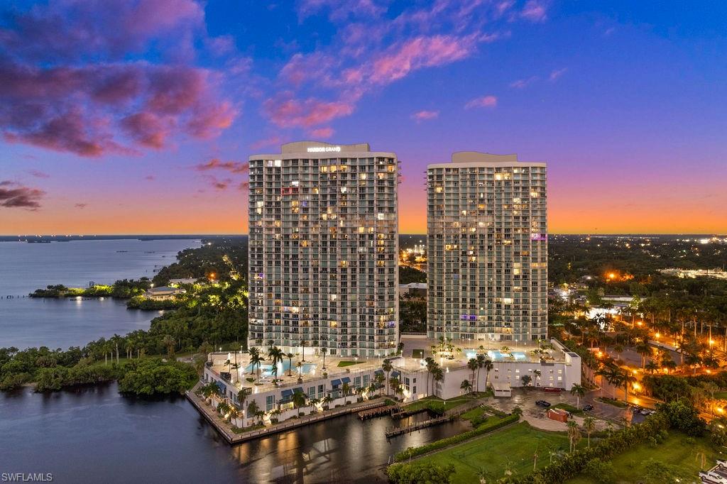3000 Oasis Grand Blvd Mph6 Property Photo 42