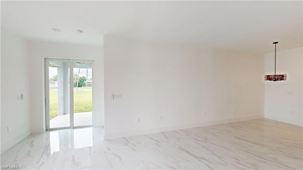 2045 Carver Ave Property Photo 21