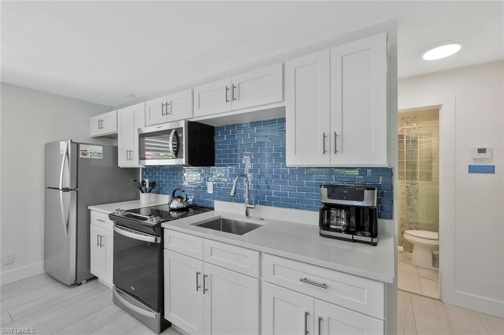 493 Willet Ave Property Photo 24