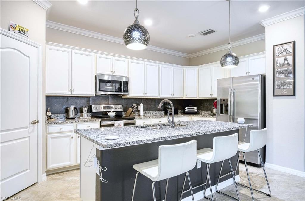 1608 Vizcaya Ln Property Photo 9
