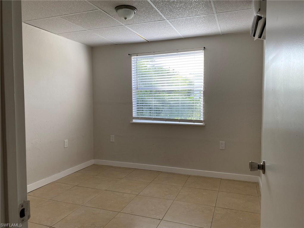 2084 Monroe Ave Property Photo 7