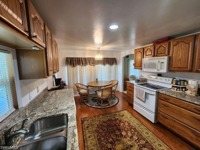 26256 Duchess Ln Property Photo 2