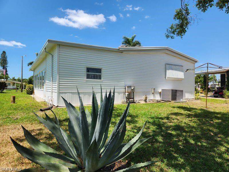 26256 Duchess Ln Property Photo 4