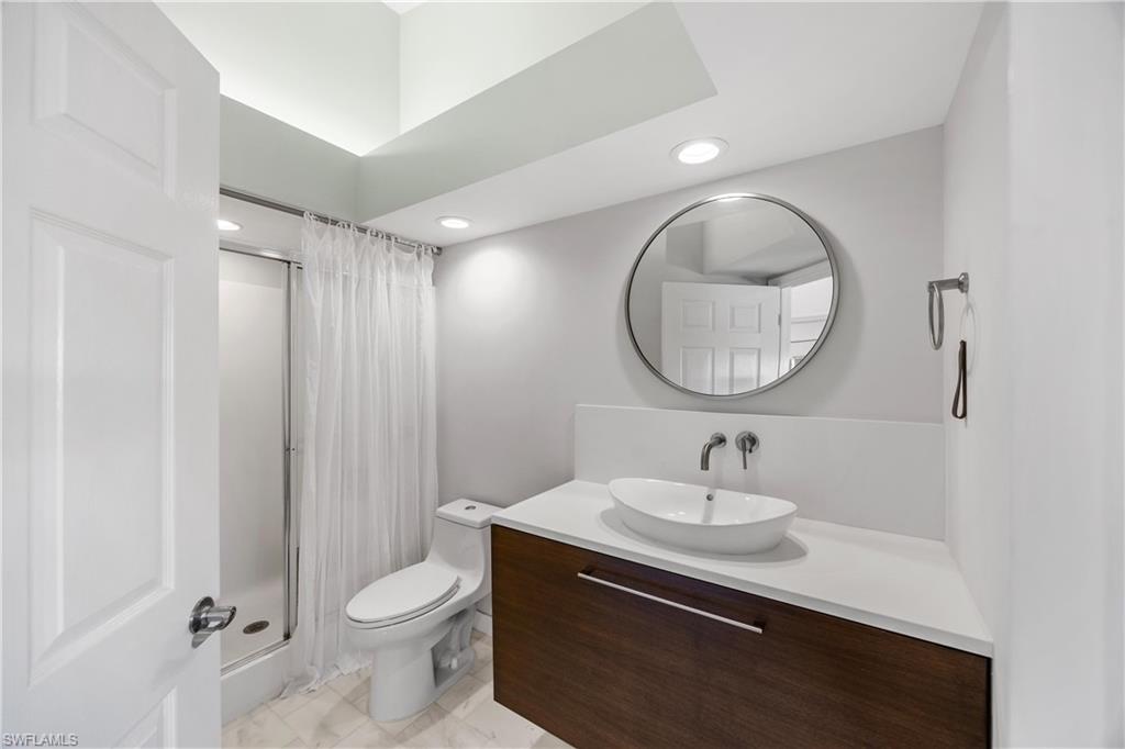 28871 Bermuda Lago Ct 304 Property Photo 21