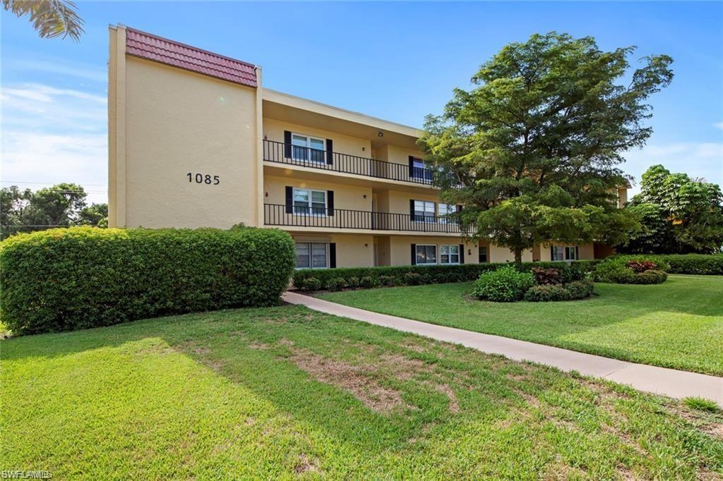 1085 Forest Lakes DR 8305 Property Photo 1
